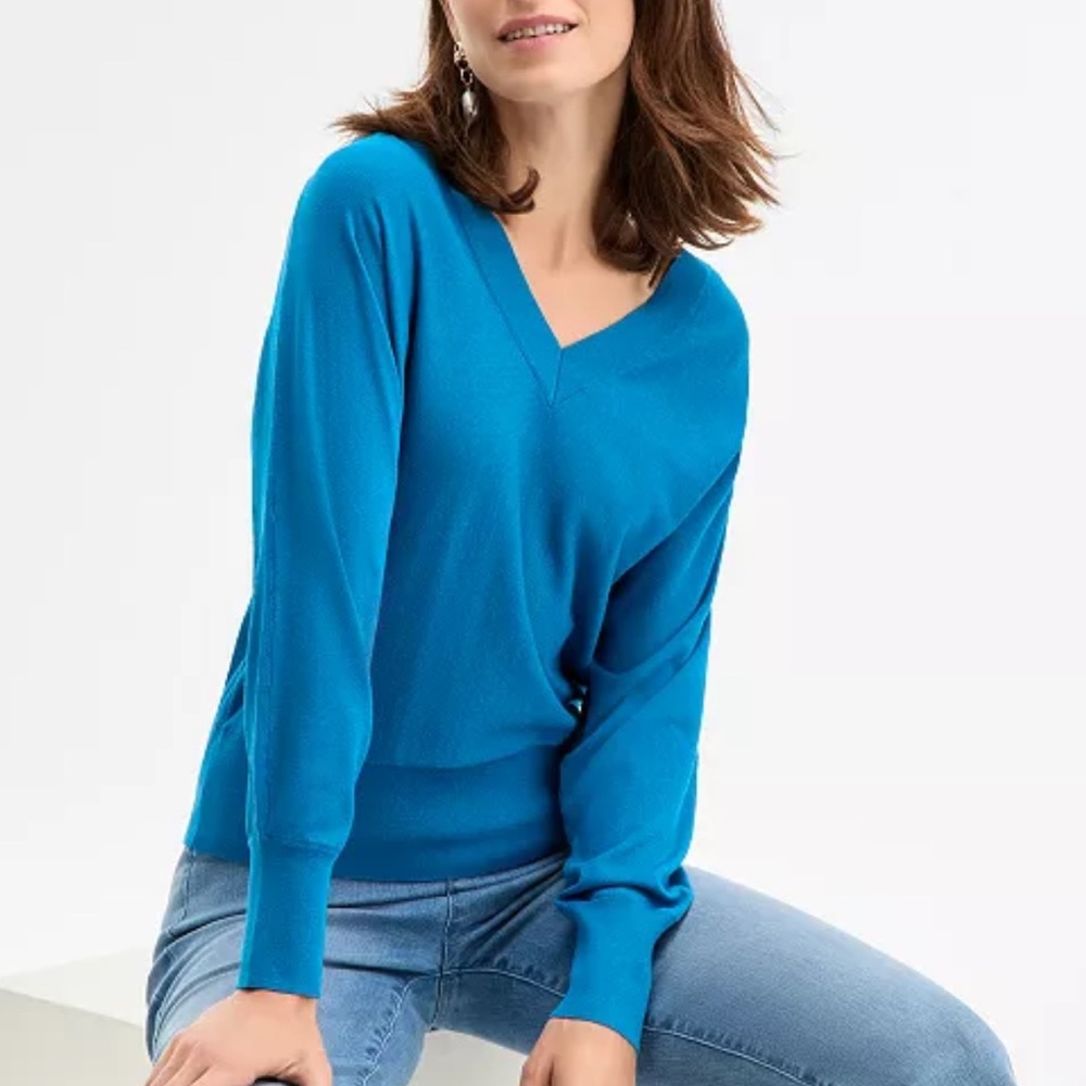 INC Women's V-Neck Sweater in Vibrant Blue